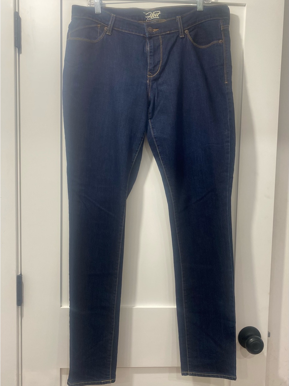 Old Navy Women's Dark Blue Skinny Jeans - Picture 1 of 4